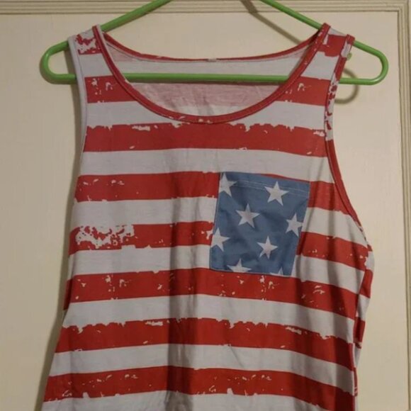 BOGO🎀Bundle of 3 Tank Tops- Size L - Picture 2 of 8